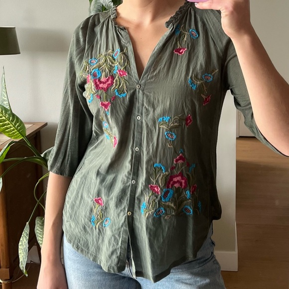Anthropologie Embroidered 3/4 Sleeve Blouse - Picture 2 of 9